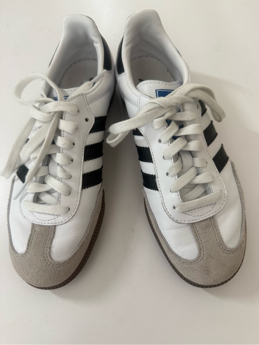 ADIDAS Sambas size 8